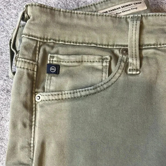 AG The Farrah Skinny Crop,  High Rise, 25. - Picture 2 of 13